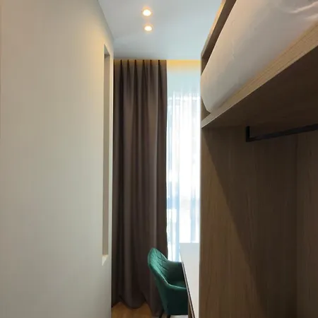 Art Hotel 4*